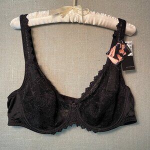 Chantelle Black Lacy  Bra